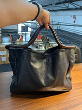 Carregar imagem no visualizador da galeria, Bolsa AMÉRICA em couro legítimo