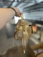 Carregar imagem no visualizador da galeria, Bolsa MÔNACO em couro legítimo