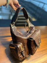Carregar imagem no visualizador da galeria, Lançamento! Bolsa HAVANA em couro legítimo