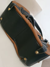 Carregar imagem no visualizador da galeria, Bolsa JAPÃO em couro legítimo
