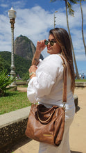 Carregar imagem no visualizador da galeria, Bolsa HOLANDA em couro legítimo