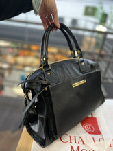 Carregar imagem no visualizador da galeria, Bolsa LONDRES em couro legítimo