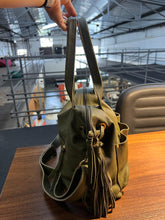 Carregar imagem no visualizador da galeria, Bolsa IBIZA em couro legítimo