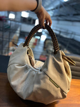 Carregar imagem no visualizador da galeria, Bolsa MORGANA em couro legítimo