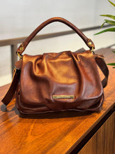 Carregar imagem no visualizador da galeria, Bolsa BOLÍVIA em couro legítimo