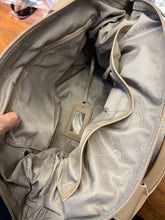 Carregar imagem no visualizador da galeria, Bolsa IBIZA em couro legítimo