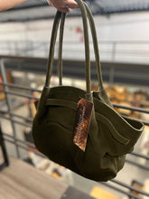Carregar imagem no visualizador da galeria, LANÇAMENTO! Bolsa BONATA em couro legítimo