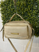 Carregar imagem no visualizador da galeria, Bolsa MÔNACO em couro legítimo