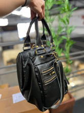 Carregar imagem no visualizador da galeria, Bolsa NOVA YORK em couro legítimo