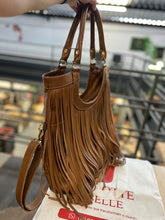 Carregar imagem no visualizador da galeria, Bolsa ESCÓCIA em couro legítimo