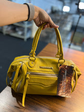 Carregar imagem no visualizador da galeria, Bolsa BRASIL em couro legítimo