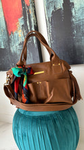Carregar imagem no visualizador da galeria, Bolsa IBIZA em couro legítimo