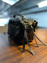 Carregar imagem no visualizador da galeria, Bolsa MÔNACO em couro legítimo