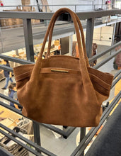 Carregar imagem no visualizador da galeria, LANÇAMENTO! Bolsa BONATA em couro legítimo