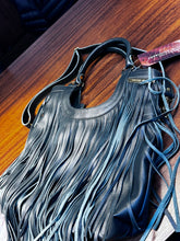 Carregar imagem no visualizador da galeria, Bolsa ESCÓCIA em couro legítimo