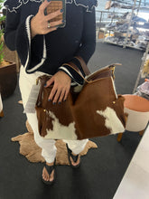 Carregar imagem no visualizador da galeria, Bolsa ALEJANDRÍA em couro legítimo