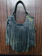 Carregar imagem no visualizador da galeria, Bolsa ESCÓCIA em couro legítimo