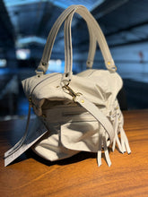 Carregar imagem no visualizador da galeria, Bolsa ESPANHA em couro legítimo