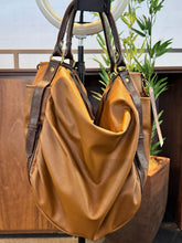 Carregar imagem no visualizador da galeria, Bolsa HAIA em couro legítimo