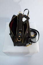 Carregar imagem no visualizador da galeria, Bolsa MÔNACO em couro legítimo