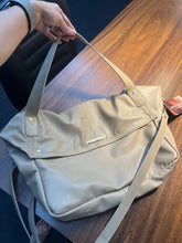 Carregar imagem no visualizador da galeria, Bolsa FRANÇA em couro legítimo