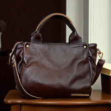 Carregar imagem no visualizador da galeria, Bolsa HOLANDA em couro legítimo