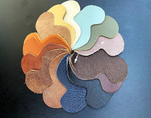 Carregar imagem no visualizador da galeria, PRÉ LANÇAMENTO - Bolsa Carteiro MANCHESTER em couro legítimo