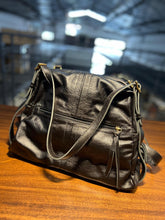 Carregar imagem no visualizador da galeria, Bolsa NORUEGA em couro Legítimo