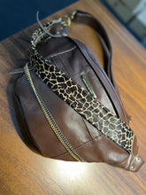 Carregar imagem no visualizador da galeria, Bolsa IPANEMA em couro legítimo