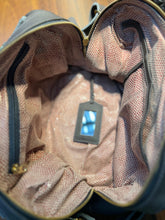 Carregar imagem no visualizador da galeria, Bolsa COSTA RICA em couro legítimo