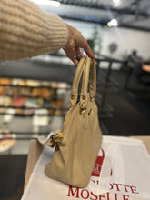 Carregar imagem no visualizador da galeria, Bolsa SARDEGNA em couro legítimo