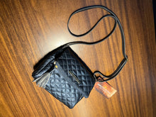 Carregar imagem no visualizador da galeria, Bolsa ATENAS em couro legítimo