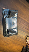 Carregar imagem no visualizador da galeria, Bolsa Clutch OXFORD em couro legítimo