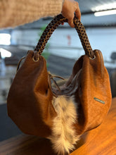 Carregar imagem no visualizador da galeria, Bolsa MORGANA em couro legítimo