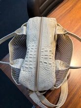 Carregar imagem no visualizador da galeria, Bolsa BUENOS AIRES em couro legítimo