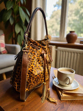 Carregar imagem no visualizador da galeria, Bolsa RIO em couro legítimo