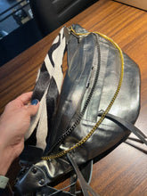 Carregar imagem no visualizador da galeria, Bolsa IPANEMA em couro legítimo