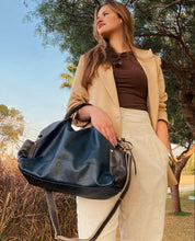 Carregar imagem no visualizador da galeria, Bolsa ALEJANDRÍA em couro legítimo