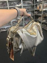 Carregar imagem no visualizador da galeria, Bolsa LUXEMBURGO em couro legítimo