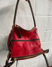 Carregar imagem no visualizador da galeria, Bolsa VIENA em couro legítimo