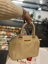 Carregar imagem no visualizador da galeria, Bolsa SARDEGNA em couro legítimo