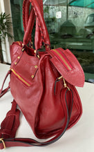 Carregar imagem no visualizador da galeria, Bolsa BALENCIAGGA em couro legítimo