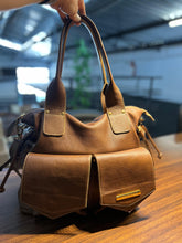 Carregar imagem no visualizador da galeria, Bolsa COSTA RICA em couro legítimo