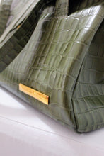 Carregar imagem no visualizador da galeria, Bolsa CHILE em couro legítimo