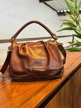 Carregar imagem no visualizador da galeria, Bolsa BOLÍVIA em couro legítimo