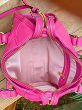 Carregar imagem no visualizador da galeria, Bolsa BALENCIAGGA em couro legítimo