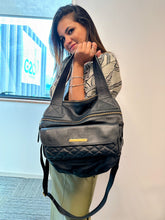 Carregar imagem no visualizador da galeria, Bolsa BAHAMAS MATELASSÊ em couro legítimo