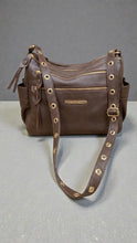Carregar imagem no visualizador da galeria, Bolsa ÁTICA em couro legítimo