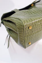 Carregar imagem no visualizador da galeria, Bolsa CHILE em couro legítimo