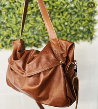 Carregar imagem no visualizador da galeria, Bolsa FRANÇA em couro legítimo
